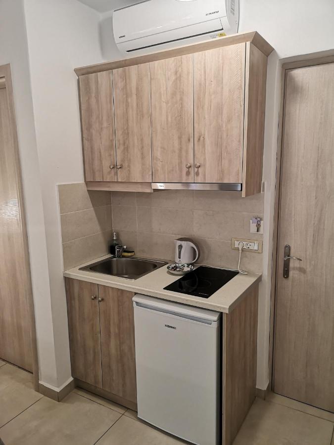קרפאטוס Porfyris Studios And Apartments מראה חיצוני תמונה