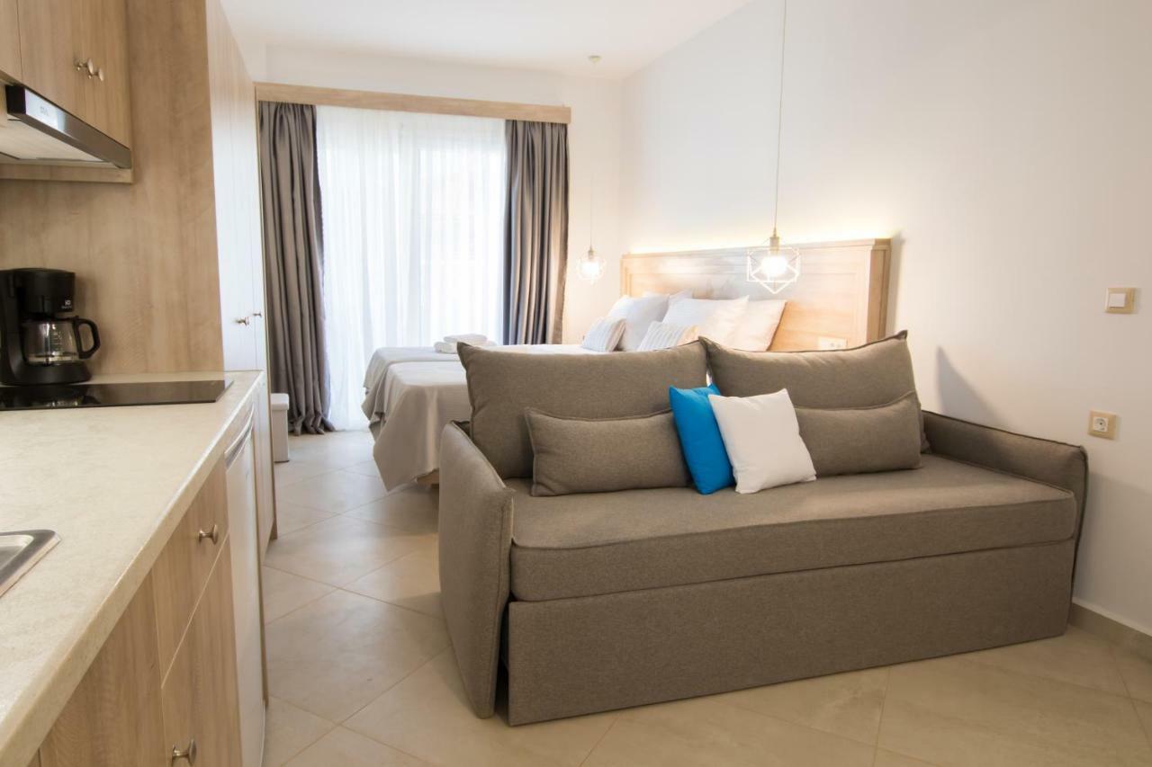 קרפאטוס Porfyris Studios And Apartments מראה חיצוני תמונה